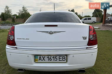 Седан Chrysler 300C 2008 в 