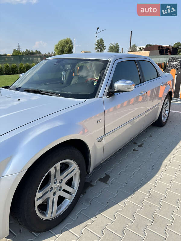 Седан Chrysler 300C 2005 в Вінниці
