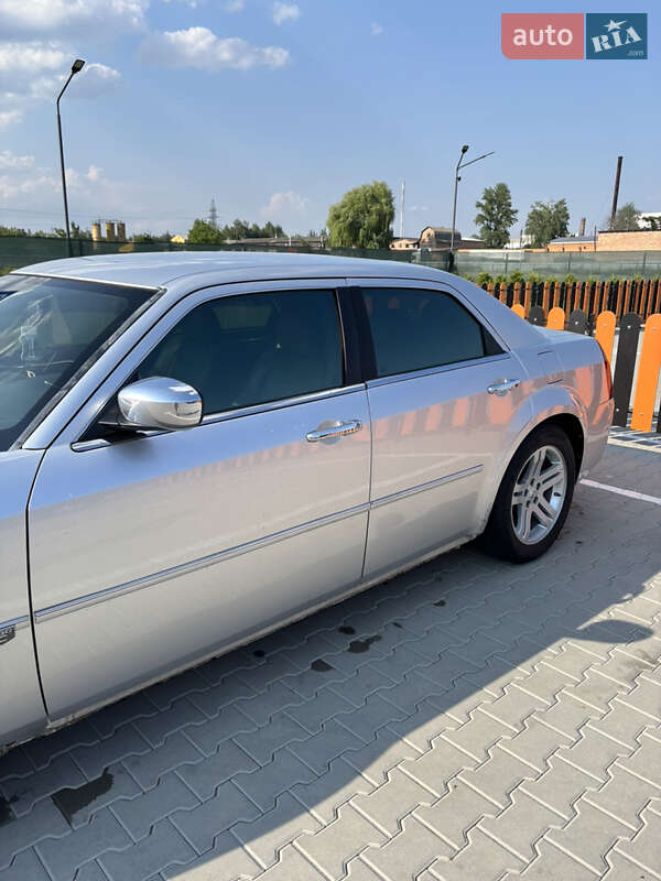 Седан Chrysler 300C 2005 в Вінниці