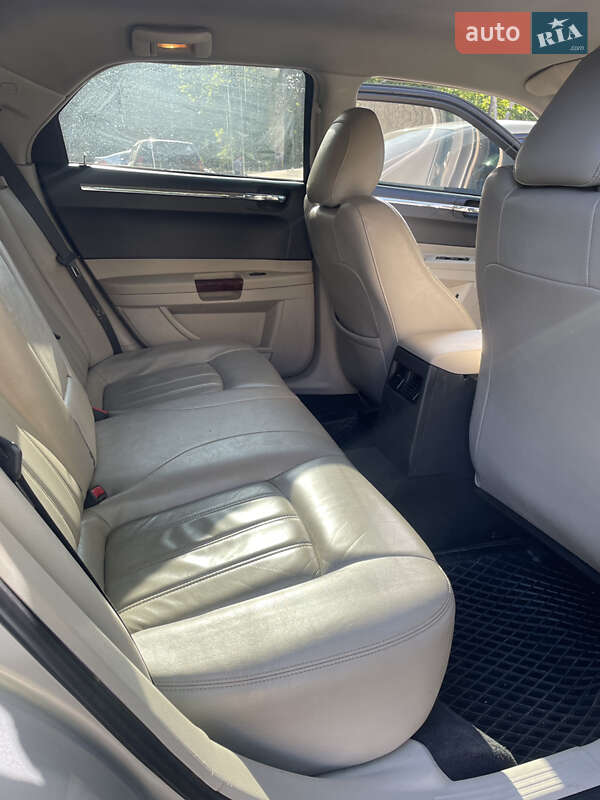 Седан Chrysler 300C 2005 в Вінниці
