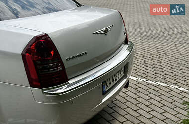 Седан Chrysler 300C 2008 в 