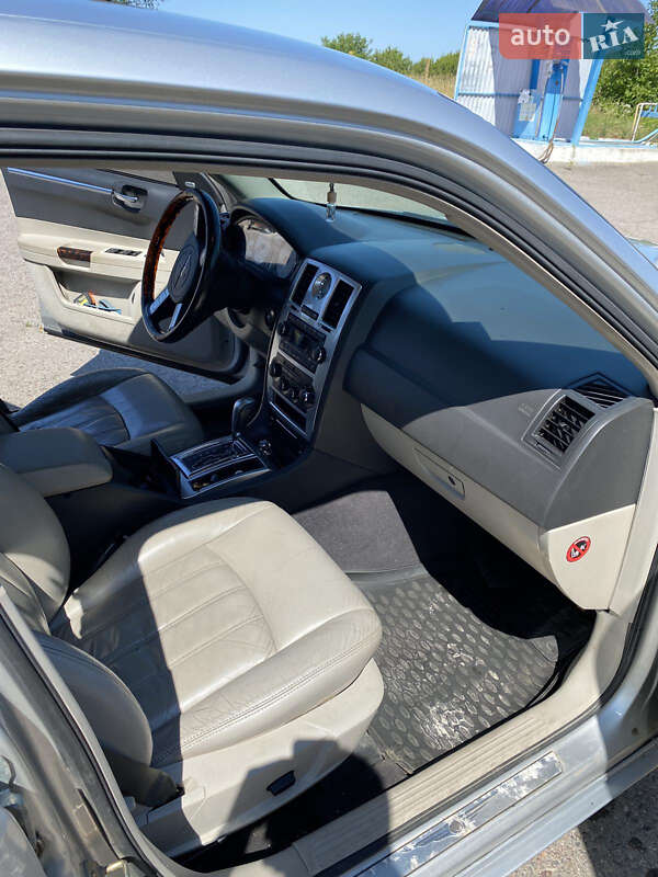 Седан Chrysler 300C 2005 в Здолбунове фото 15 Седан Chrysler 300C 2005 в Здолбунове