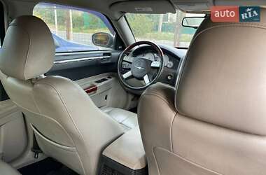 Седан Chrysler 300C 2006 в 