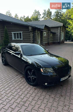 Седан Chrysler 300C 2013 в Вінниці