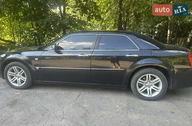 Седан Chrysler 300C 2006 в 