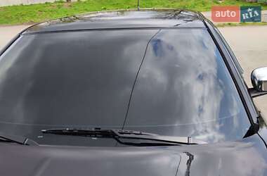 Седан Chrysler 300C 2008 в 