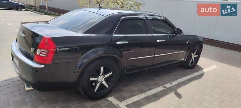 Седан Chrysler 300C 2008 в 