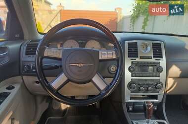 Седан Chrysler 300C 2006 в 