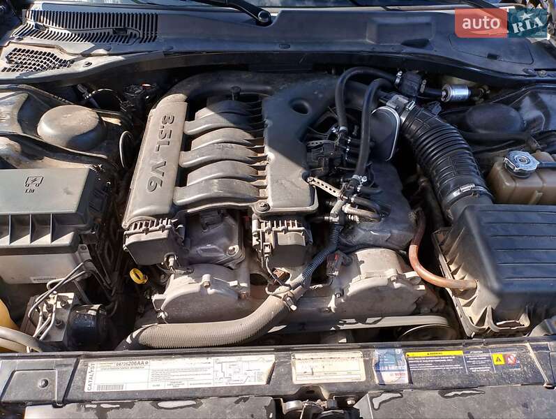 Седан Chrysler 300C 2005 в Кропивницком