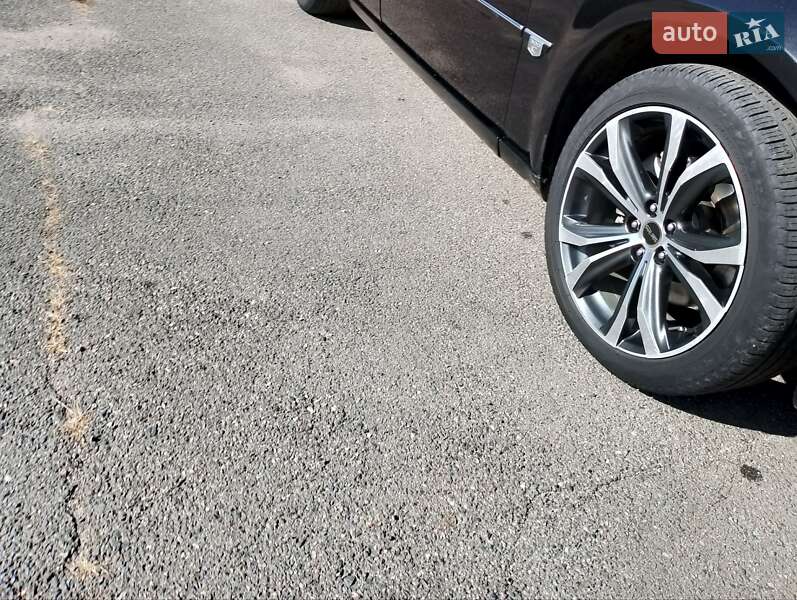 Седан Chrysler 300C 2005 в Кропивницком