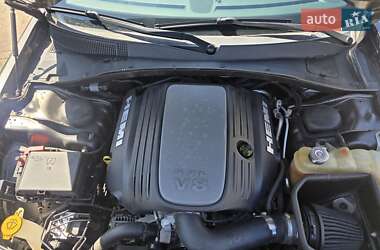 Седан Chrysler 300C 2018 в 