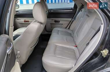 Седан Chrysler 300C 2006 в 