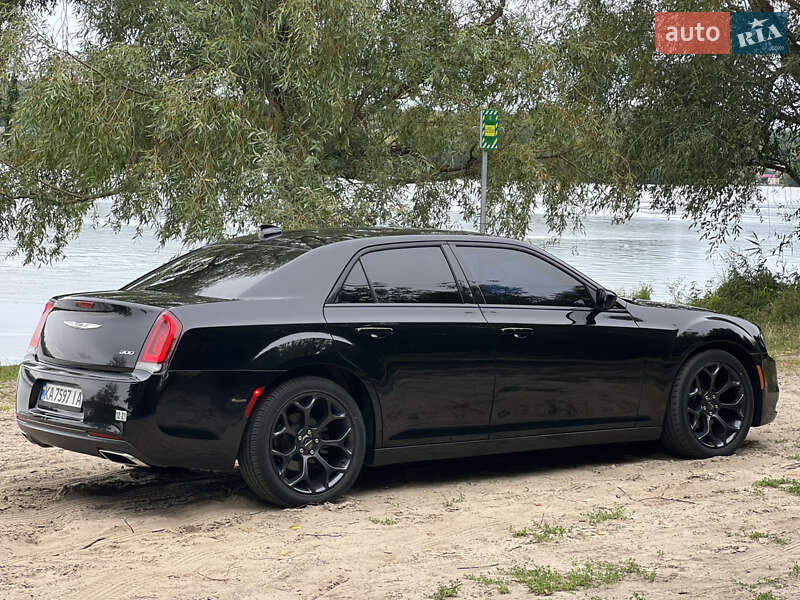 Седан Chrysler 300C 2019 в Киеве фото 8 Седан Chrysler 300C 2019 в Киеве