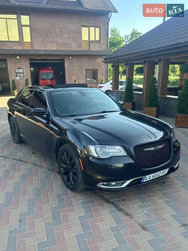 Chrysler 300C 2015