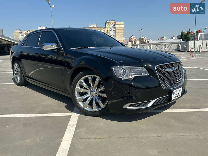 Седан Chrysler 300C 2018 в Киеве фото 16 Седан Chrysler 300C 2018 в Киеве