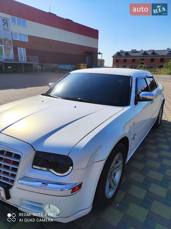 Седан Chrysler 300C 2005 в Гайсину фото 37 Седан Chrysler 300C 2005 в Гайсину