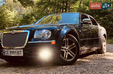 Седан Chrysler 300C 2005 в Чернівцях