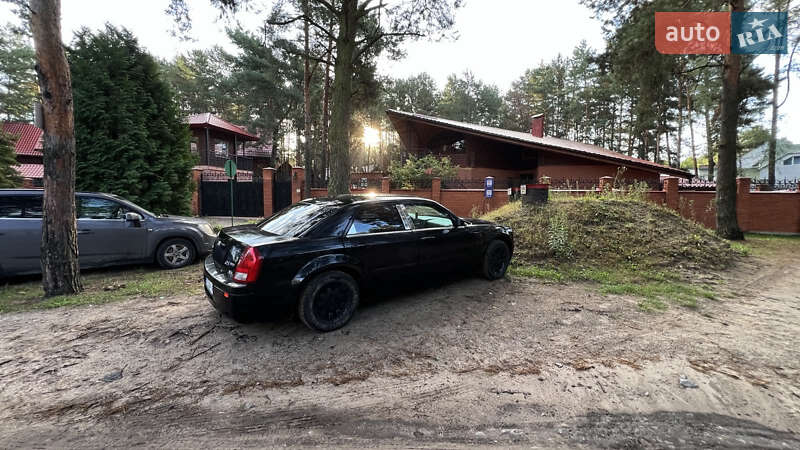 Седан Chrysler 300C 2006 в Луцьку
