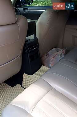 Седан Chrysler 300C 2005 в 