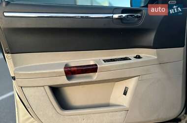 Седан Chrysler 300C 2007 в 