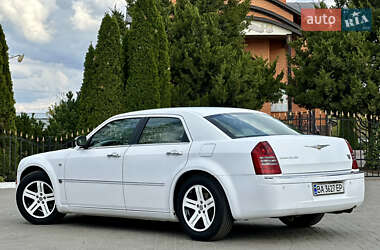 Седан Chrysler 300C 2005 в 