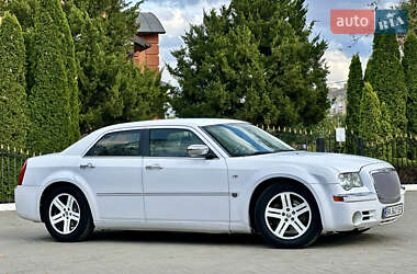Седан Chrysler 300C 2005 в 