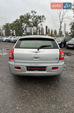 Универсал Chrysler 300C 2004 в 