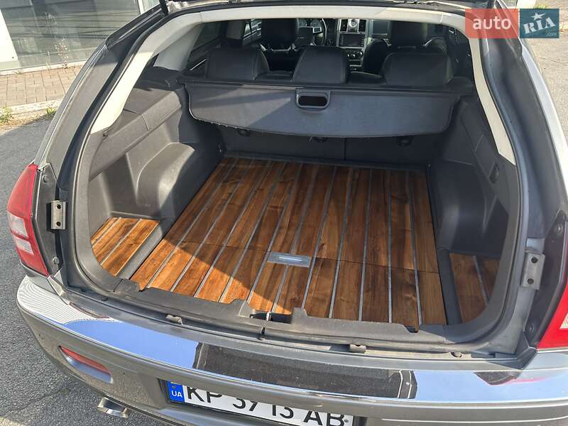 Універсал Chrysler 300C 2009 в Запоріжжі