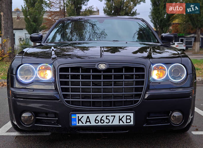 Седан Chrysler 300C 2004 в Києві фото Седан Chrysler 300C 2004 в Києві