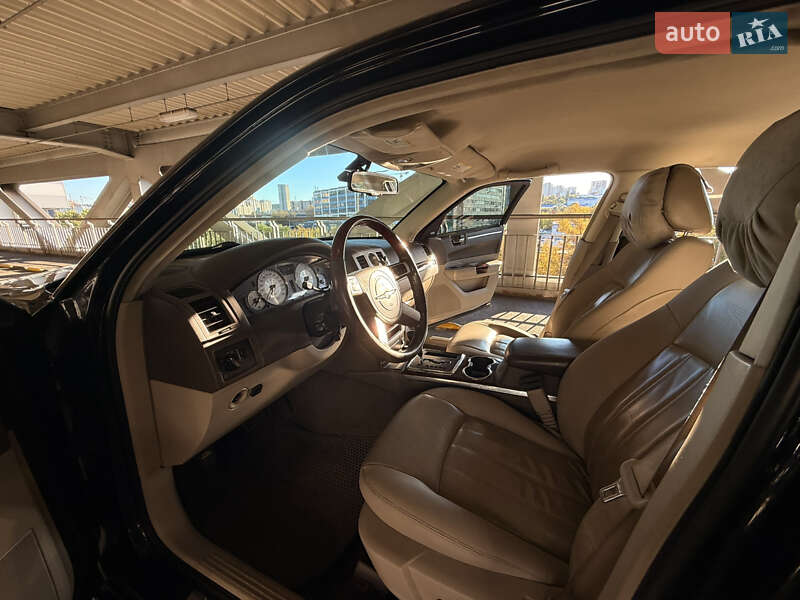 Седан Chrysler 300C 2008 в Києві фото 8 Седан Chrysler 300C 2008 в Києві