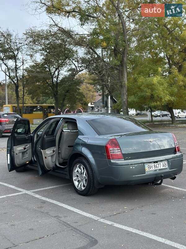 Седан Chrysler 300C 2005 в Одессе фото 7 Седан Chrysler 300C 2005 в Одессе