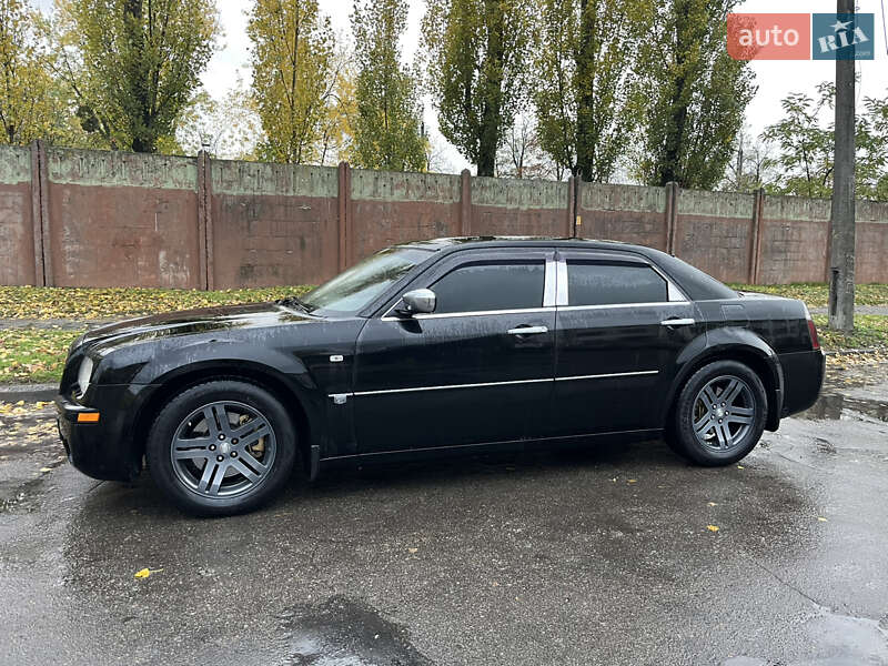 Седан Chrysler 300C 2006 в Києві фото 5 Седан Chrysler 300C 2006 в Києві
