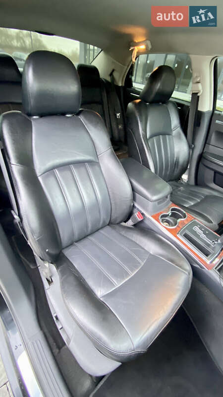 Седан Chrysler 300C 2008 в Львові фото 22 Седан Chrysler 300C 2008 в Львові