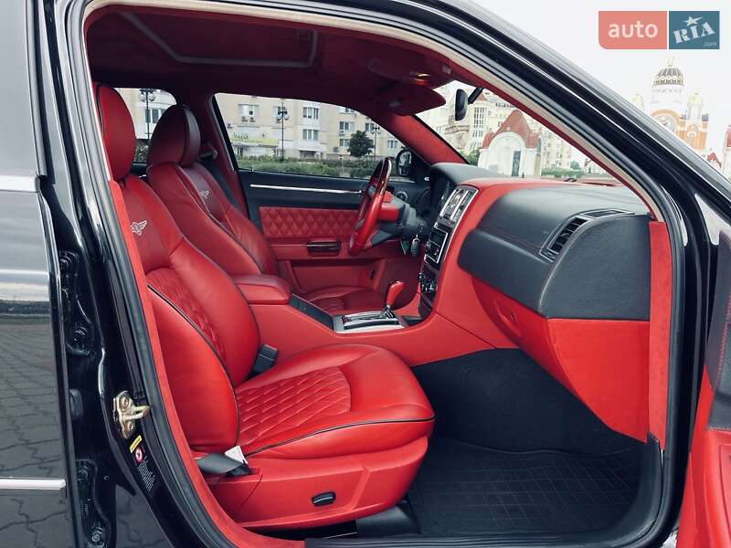 Седан Chrysler 300C 2005 в Києві фото 15 Седан Chrysler 300C 2005 в Києві