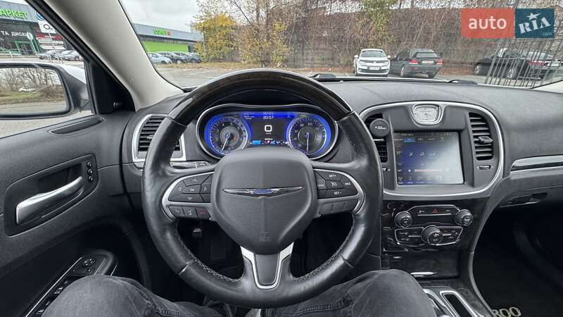 Седан Chrysler 300C 2016 в Києві фото 36 Седан Chrysler 300C 2016 в Києві