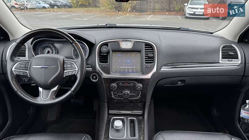 Седан Chrysler 300C 2016 в Києві фото 34 Седан Chrysler 300C 2016 в Києві