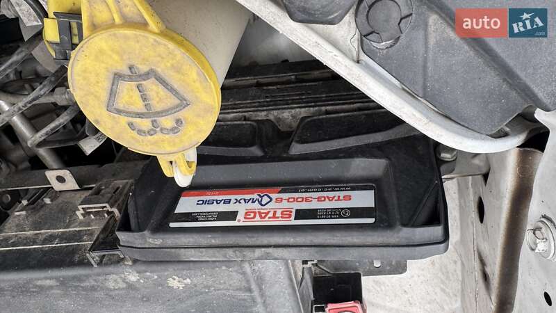 Седан Chrysler 300C 2016 в Києві фото 43 Седан Chrysler 300C 2016 в Києві