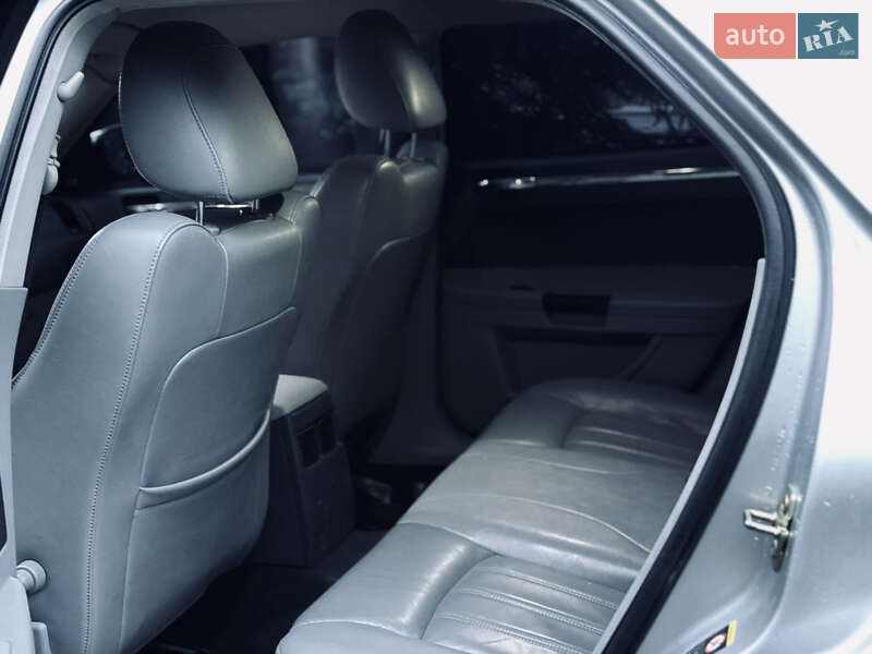 Седан Chrysler 300C 2006 в Тернополі фото 18 Седан Chrysler 300C 2006 в Тернополі