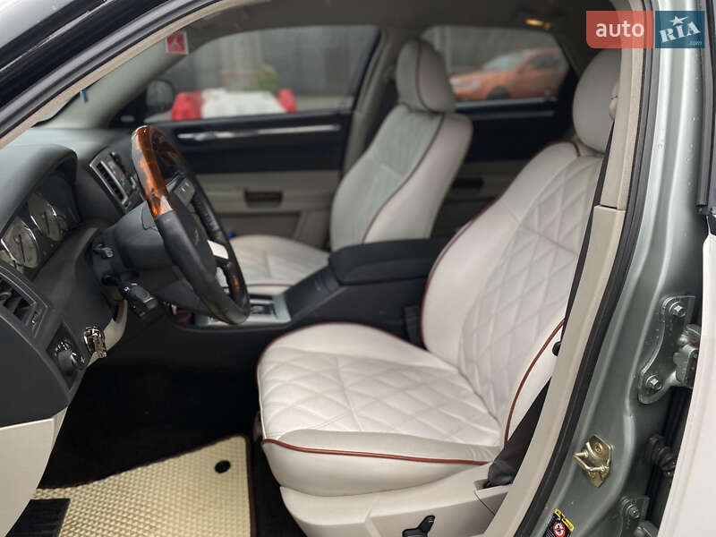 Седан Chrysler 300C 2004 в Полтаве фото 14 Седан Chrysler 300C 2004 в Полтаве