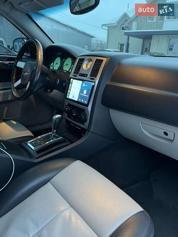 Седан Chrysler 300C 2006 в Черновцах фото 24 Седан Chrysler 300C 2006 в Черновцах