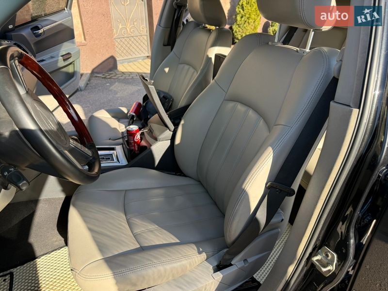 Седан Chrysler 300C 2005 в Виннице