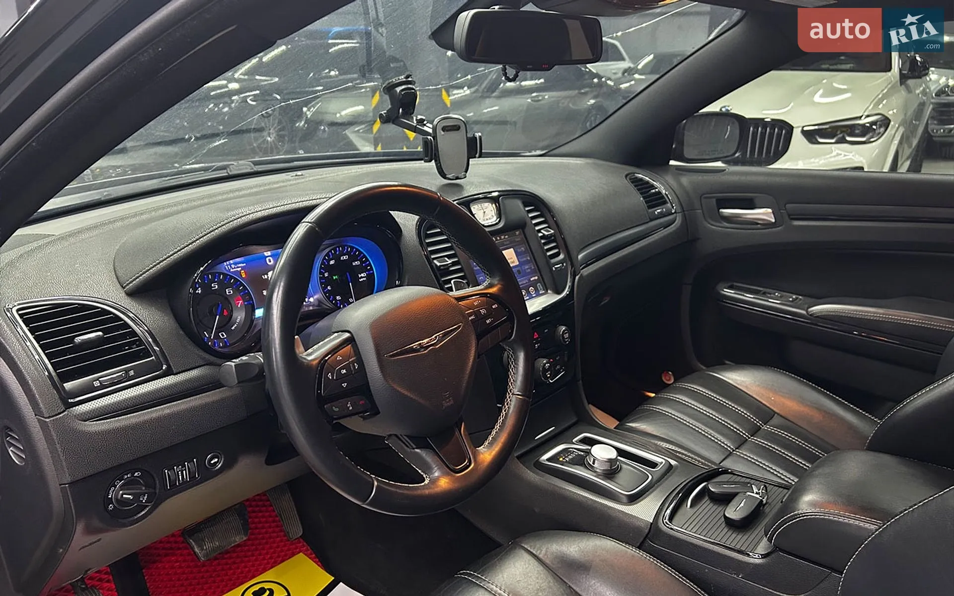 2015 Chrysler 300C - мініатюра 12