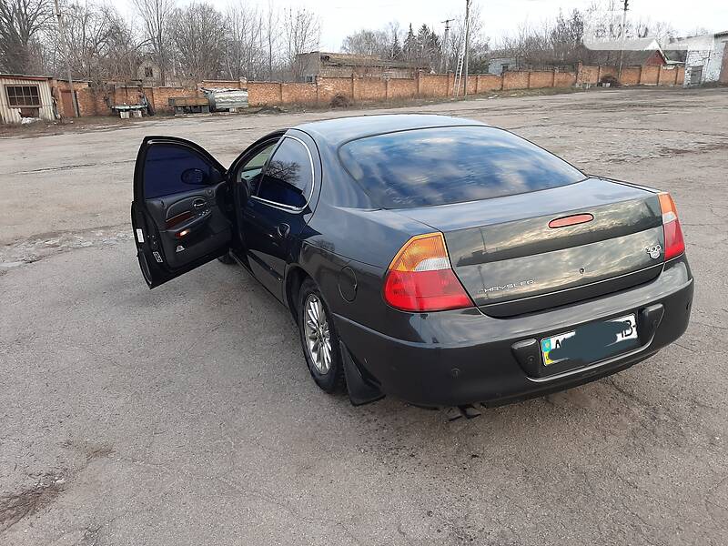 Седан Chrysler 300M 2000 в Днепре