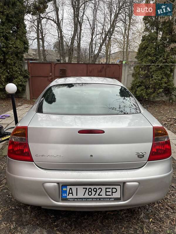 Седан Chrysler 300M 2004 в Макарове