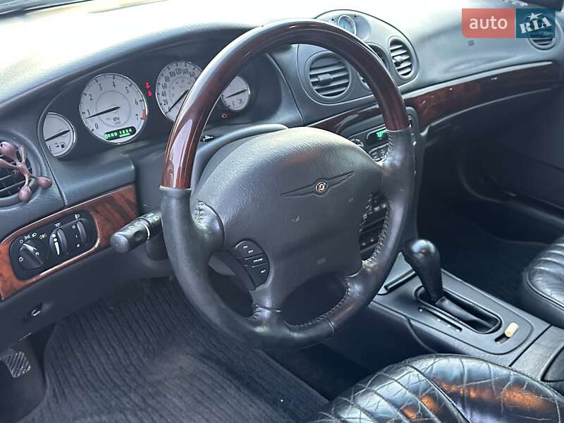 Седан Chrysler 300M 2004 в Сумах