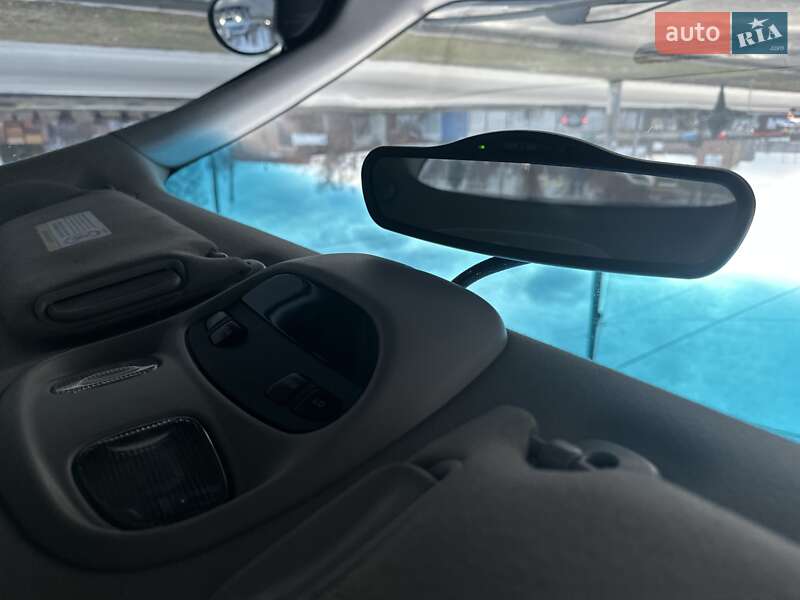 Седан Chrysler 300M 2004 в Сумах
