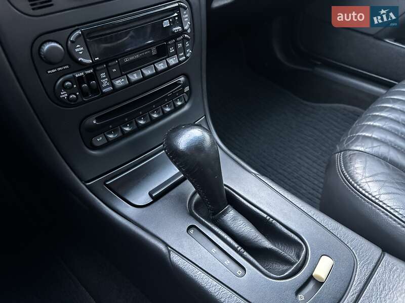 Седан Chrysler 300M 2004 в Сумах