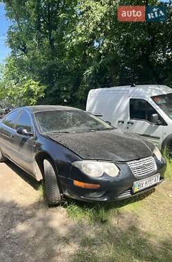 Седан Chrysler 300M 2000 в Кельменцях