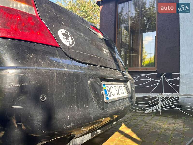 Седан Chrysler 300M 2003 в Львове
