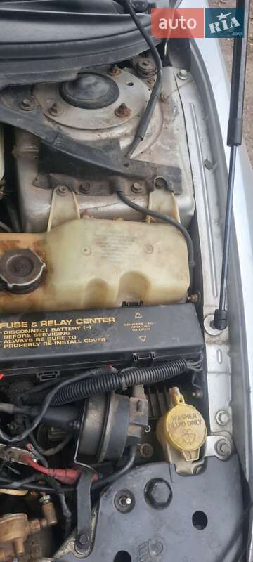 Седан Chrysler 300M 2000 в Черкассах